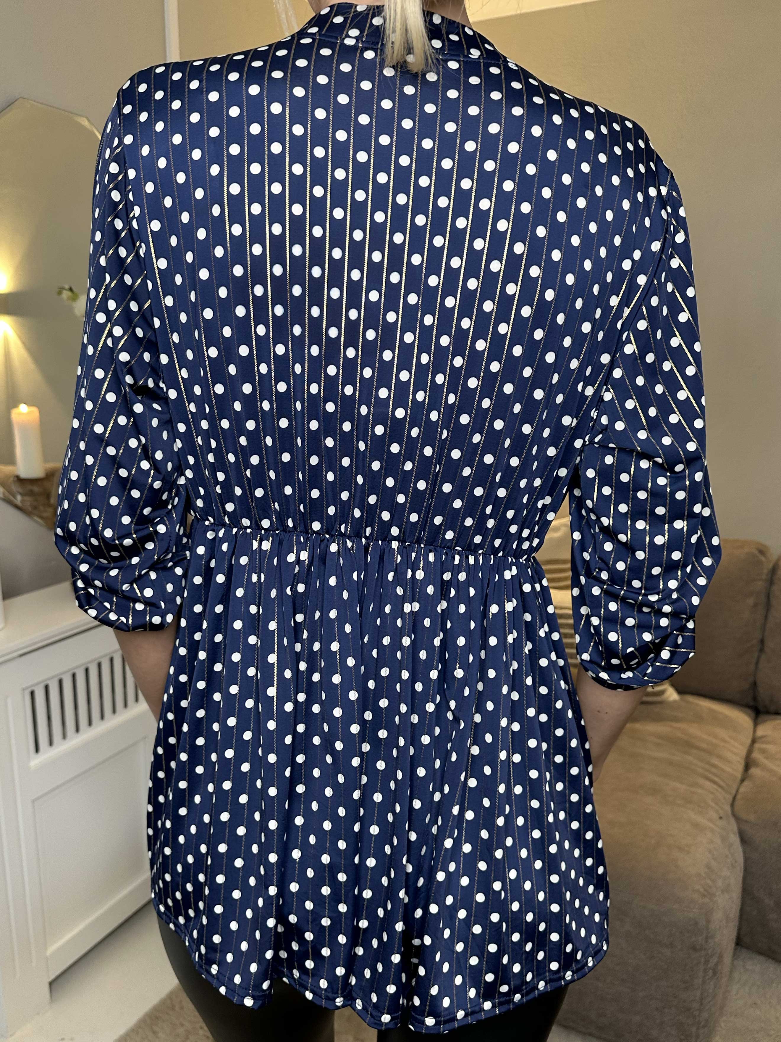 Katja Dot - Elastisk tunika med prickar och resår i midjan